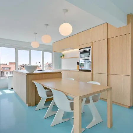 Unique Design Apt. Ultra Modern And Fully Equipped De Haan