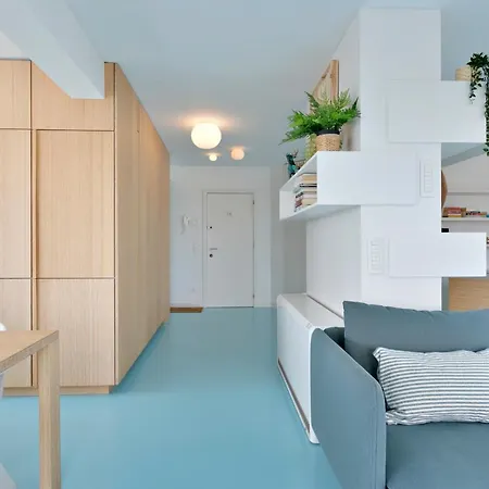 Unique Design Apt. Ultra Modern And Fully Equipped * De Haan